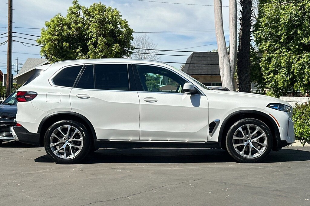 Used 2025 BMW X5 sDrive40i SUV