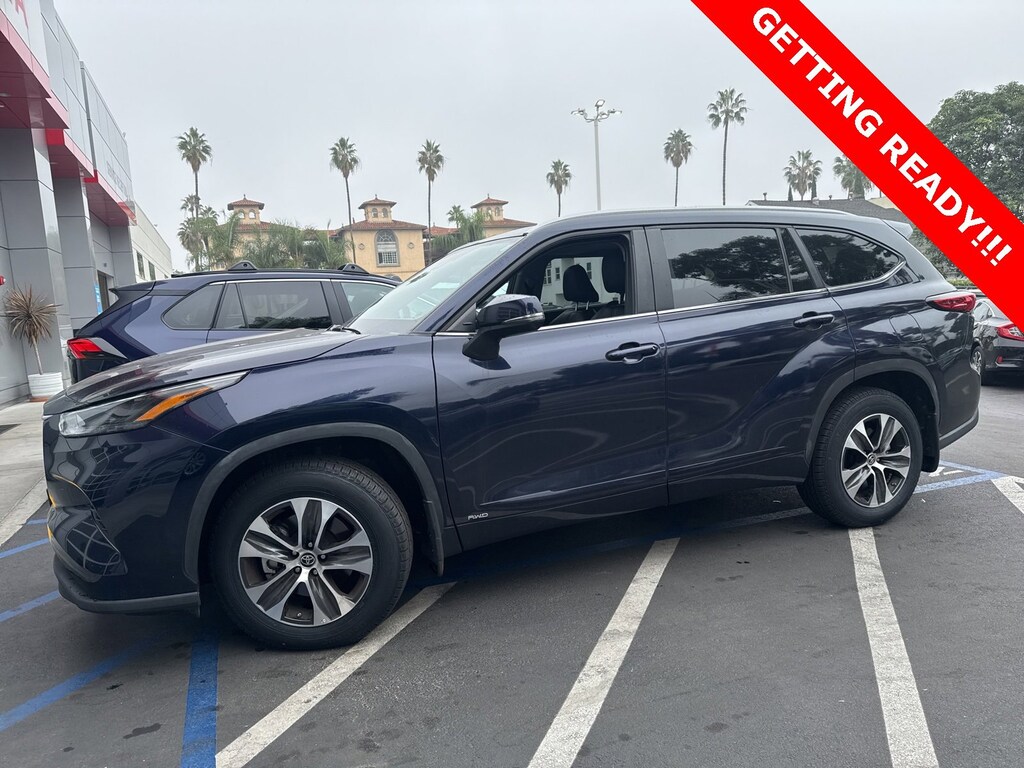 Certified 2023 Toyota Highlander Hybrid XLE SUV