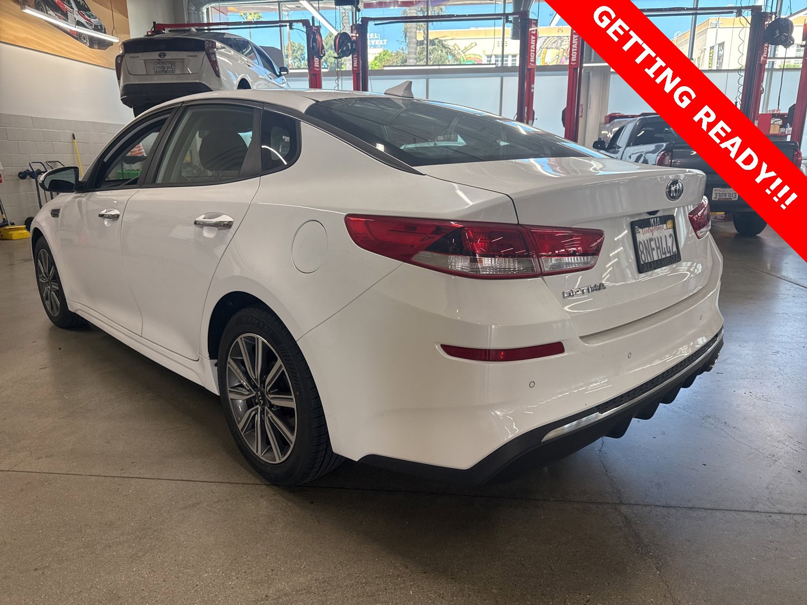 2019 Kia Optima LX photo 4