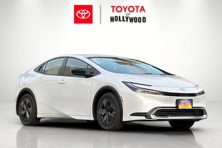 2026 Toyota Prius Plug-in Hybrid SE Hatchback