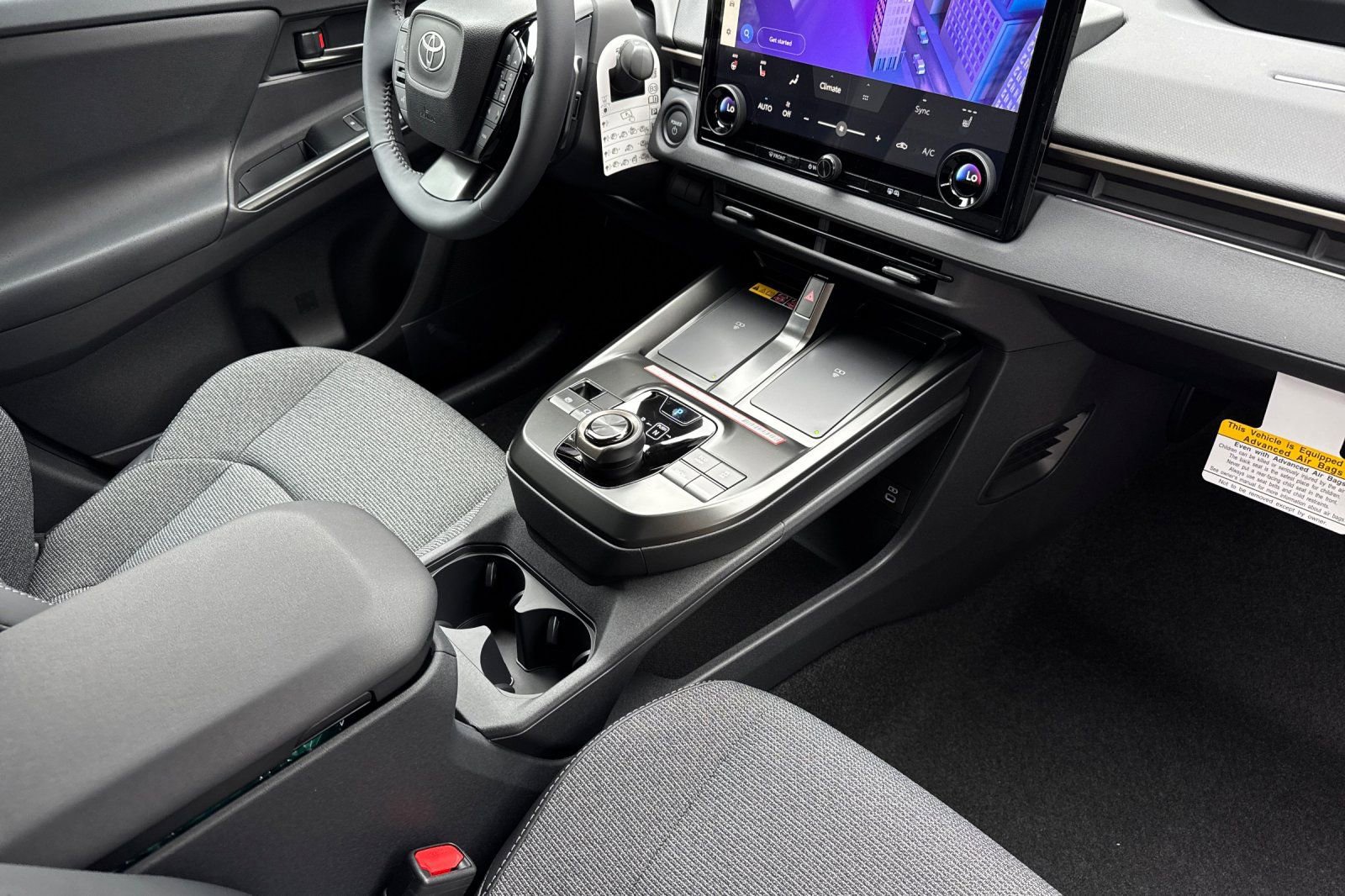 2026 Toyota bZ XLE - Photo 16