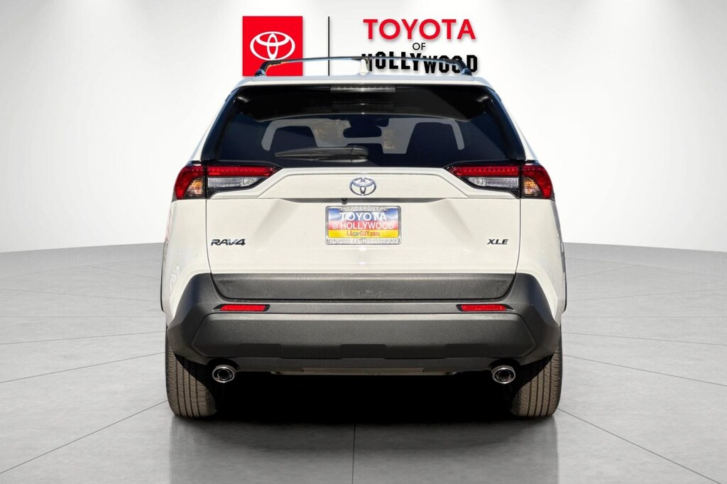 New 2025 Toyota RAV4 XLE SUV