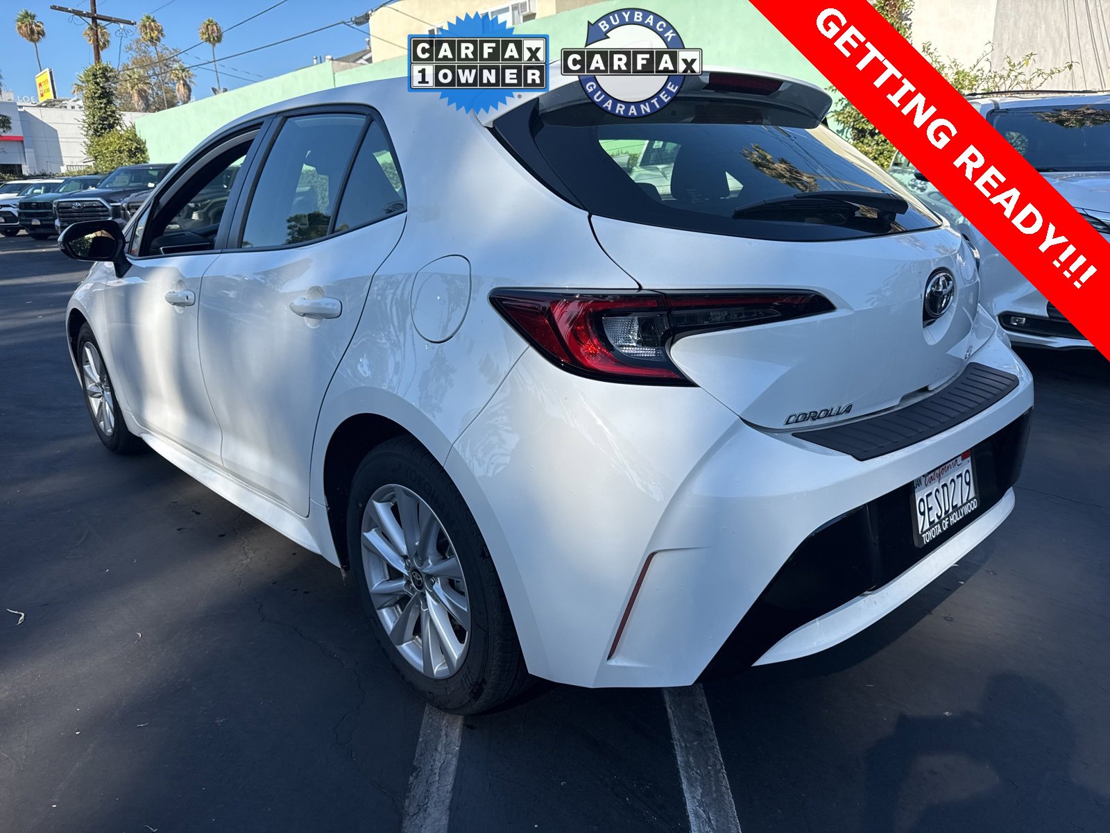 2023 Toyota Corolla SE photo 3