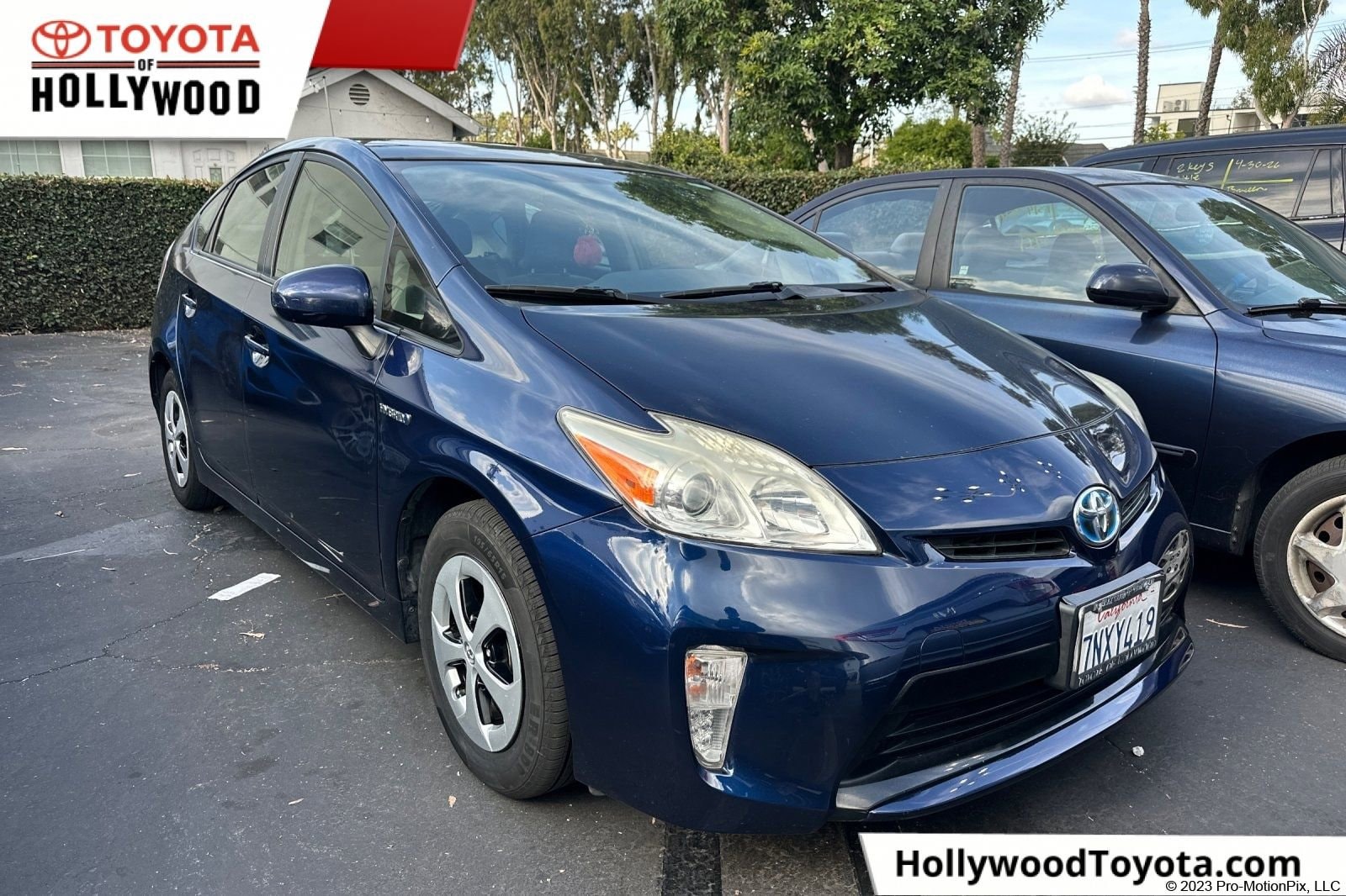 2015 Toyota Prius Three's photo
