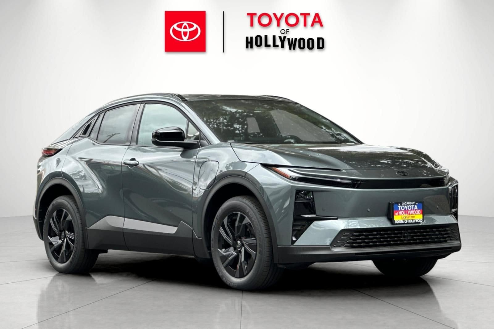 2026 Toyota C-HR SE AWD 