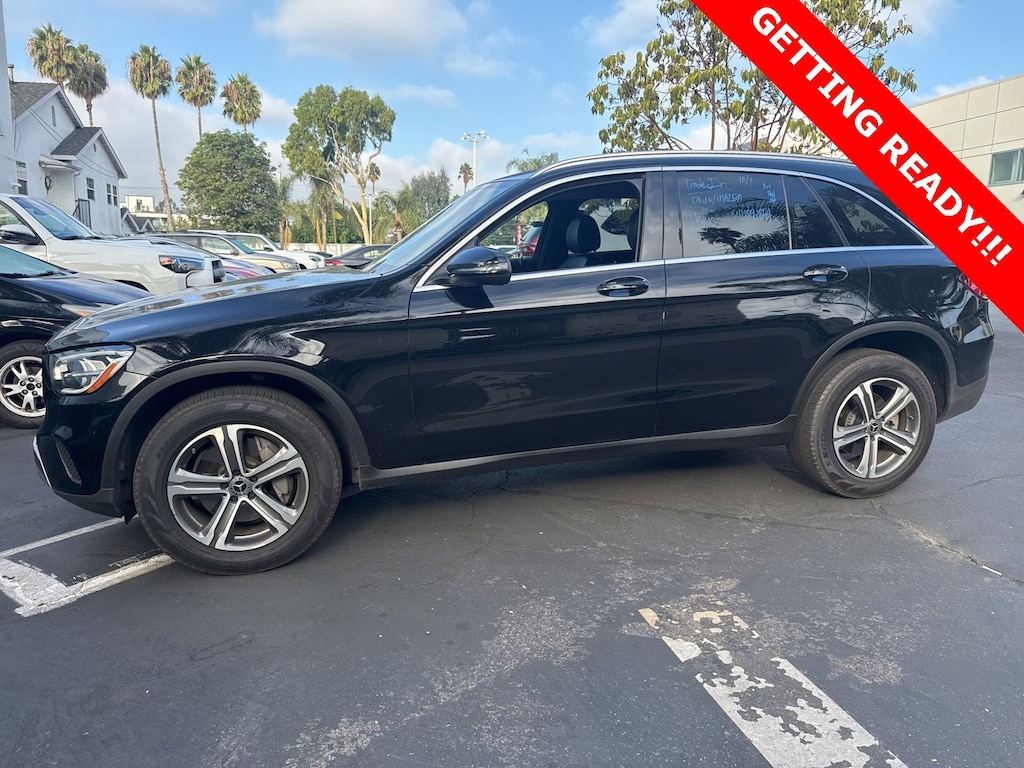2020 Mercedes Benz GLC 300 photo 3