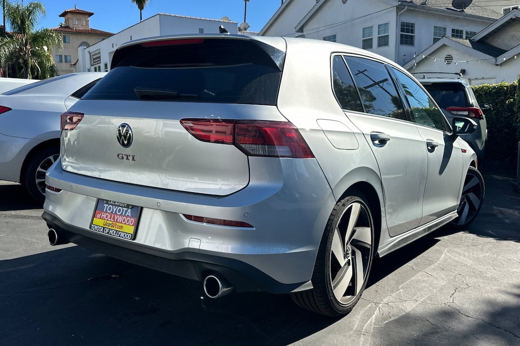 2024 Volkswagen Golf GTI S photo 3