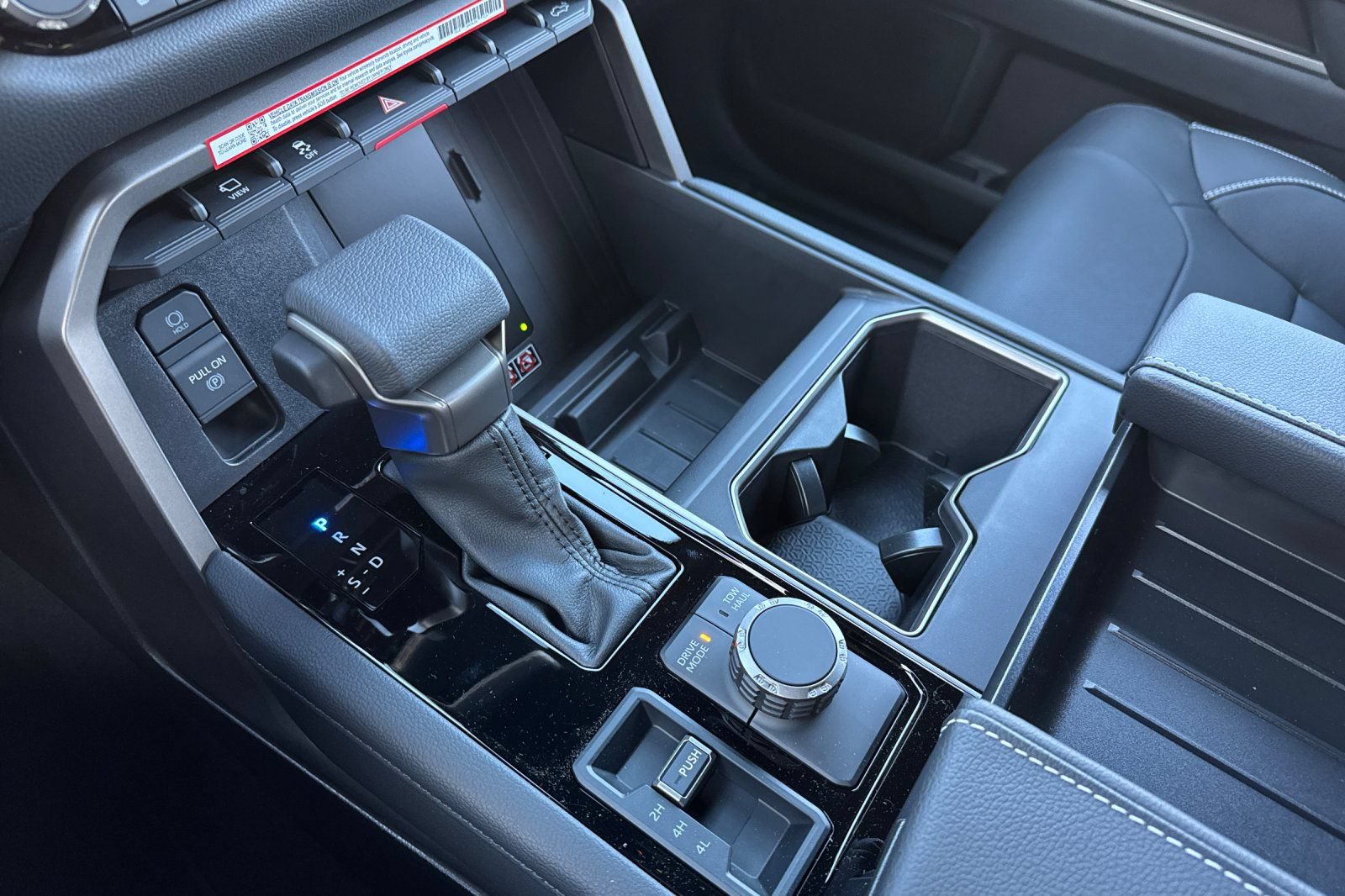 2026 Toyota Tundra Limited - Photo 24