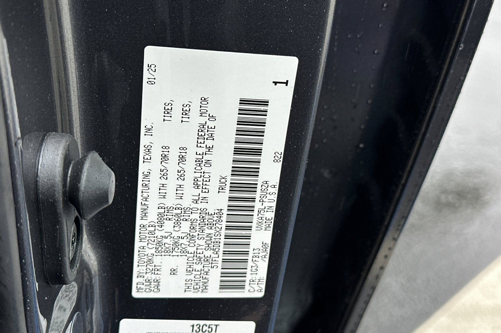 2025 Toyota Tundra SR5 - Photo 34