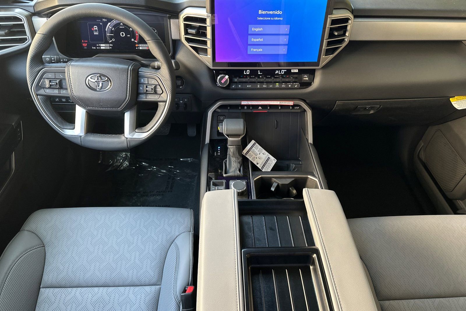 2025 Toyota Tundra Limited - Photo 14