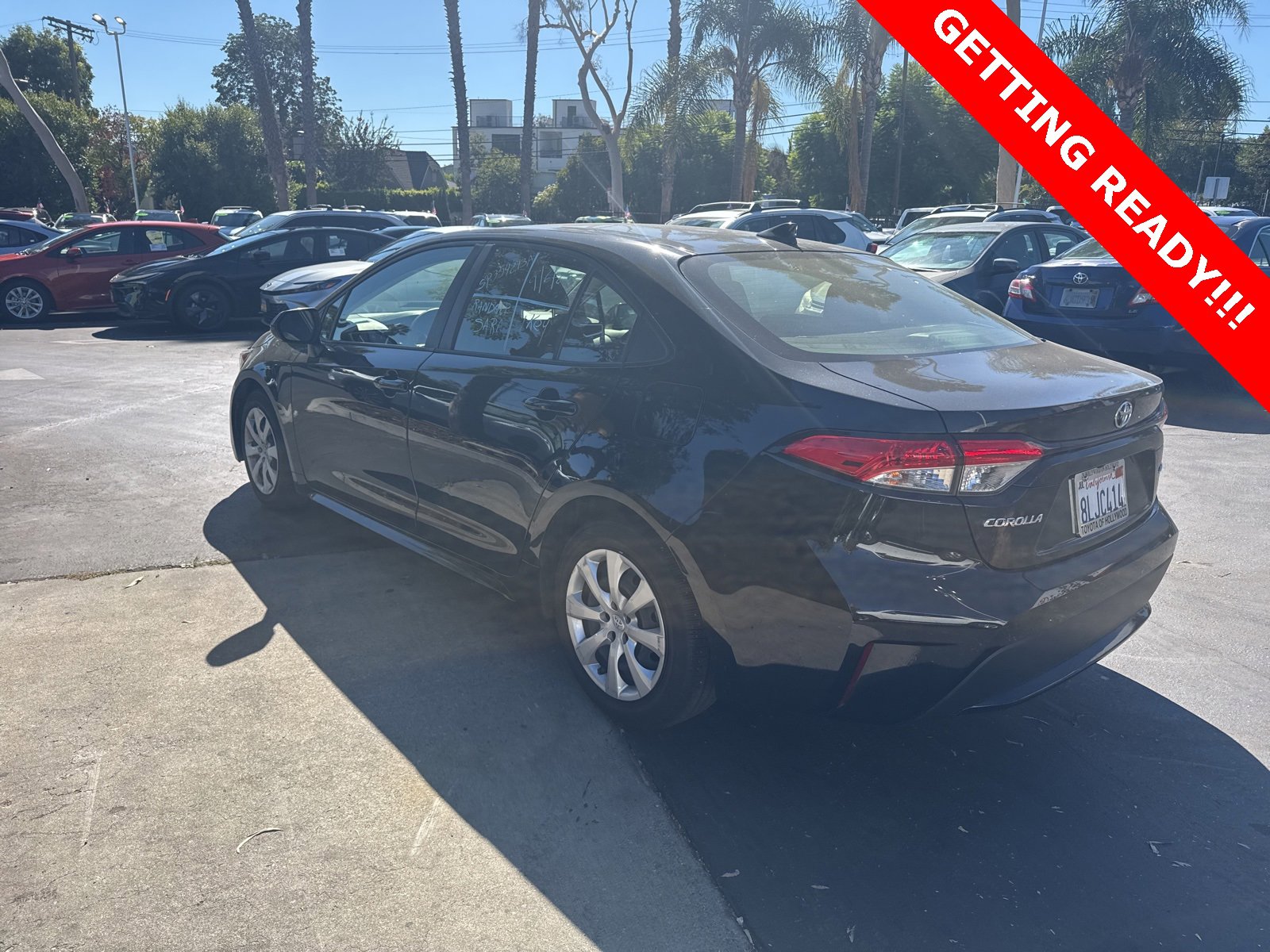 2020 Toyota Corolla LE photo 3