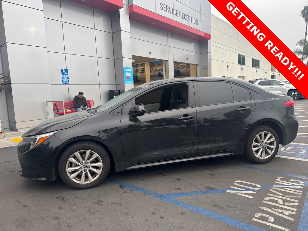 2023 Toyota Corolla Hybrid LE photo 4