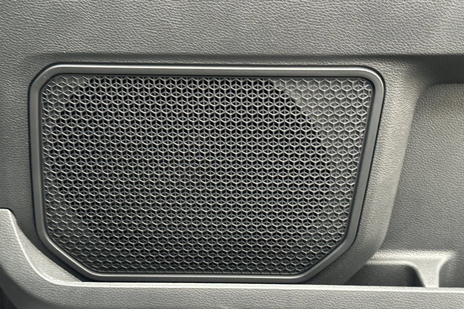 2025 Toyota Tundra SR5 - Photo 20