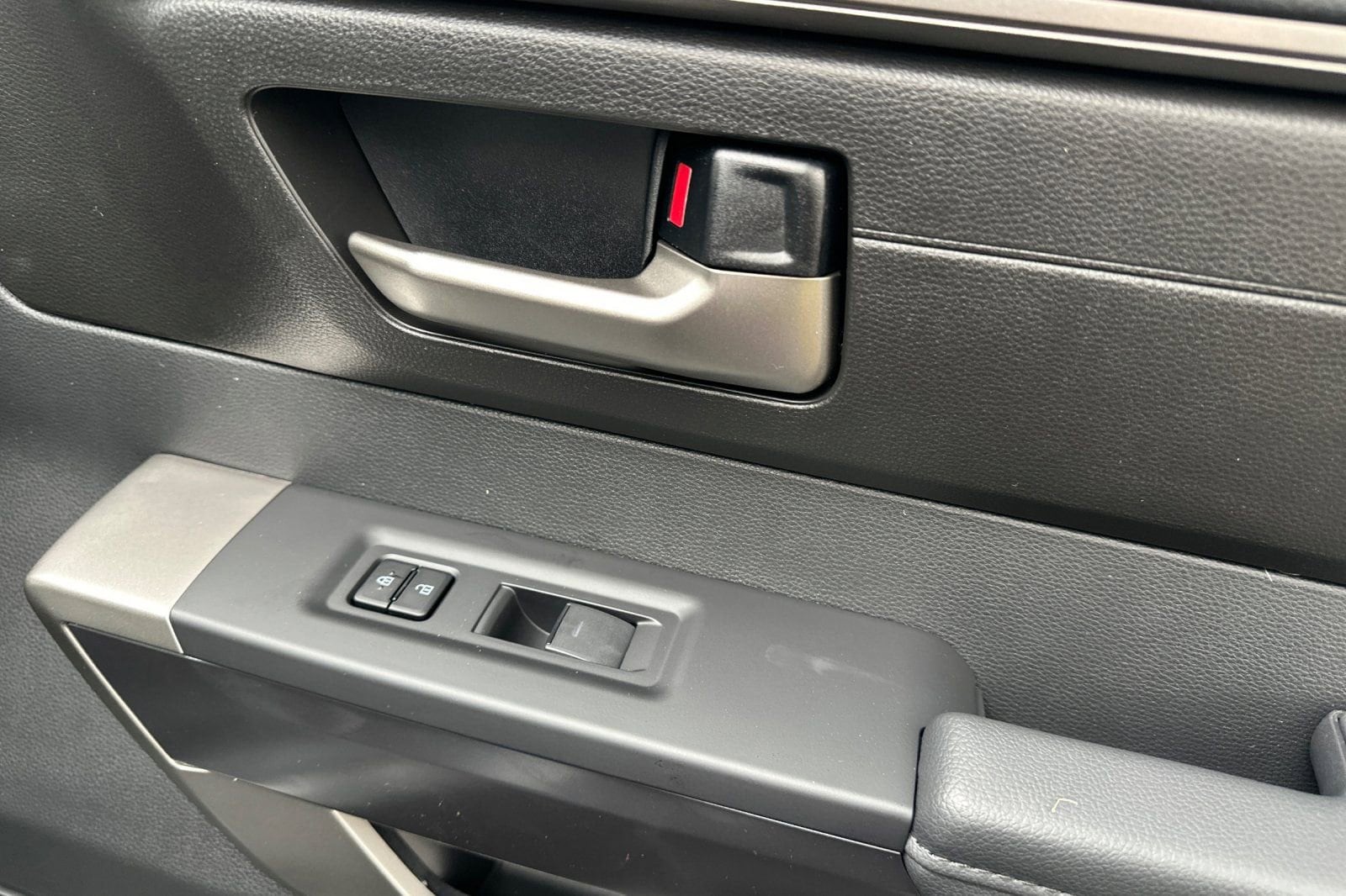 2025 Toyota Tundra SR5 - Photo 19