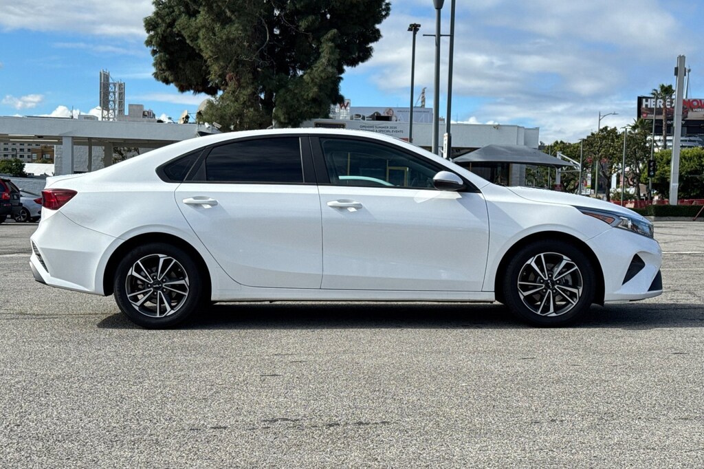 Used 2023 Kia Forte LXS Sedan