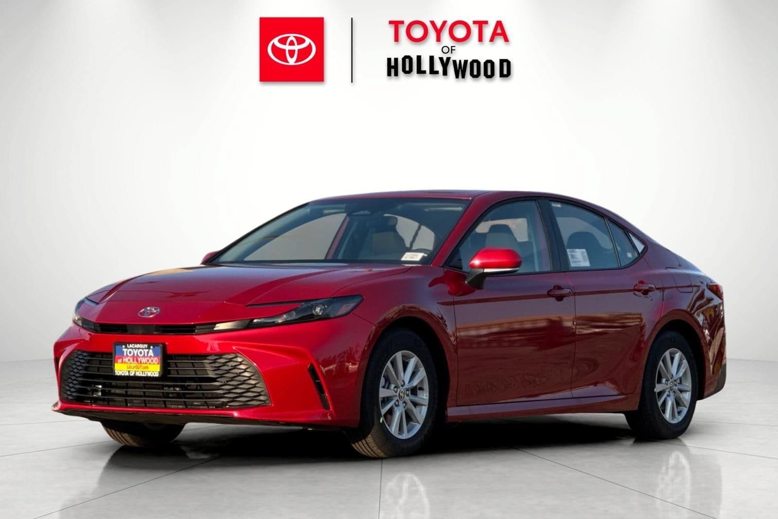2026 Toyota Camry LE - Photo 7
