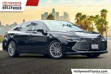 2019 Toyota Avalon Limited Sedan