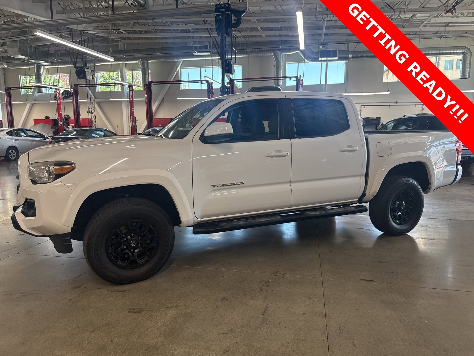 2019 Toyota Tacoma SR5 V6 photo 3