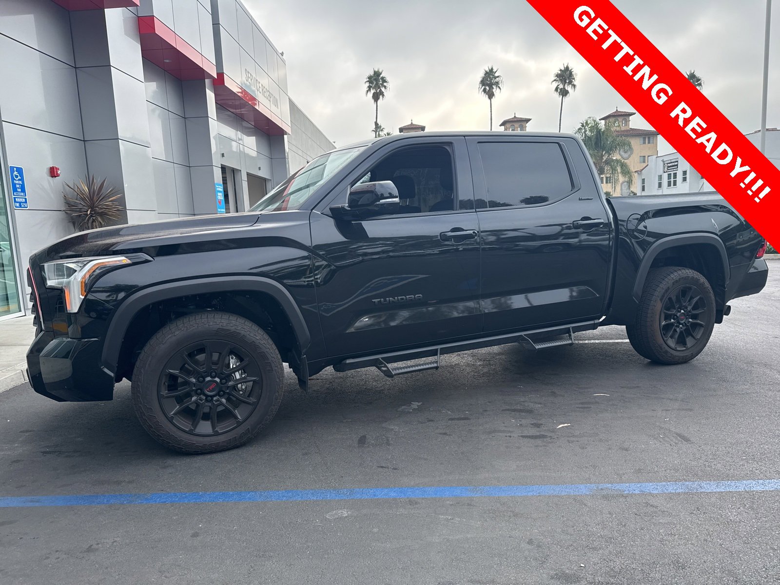 2024 Toyota Tundra Limited photo 3