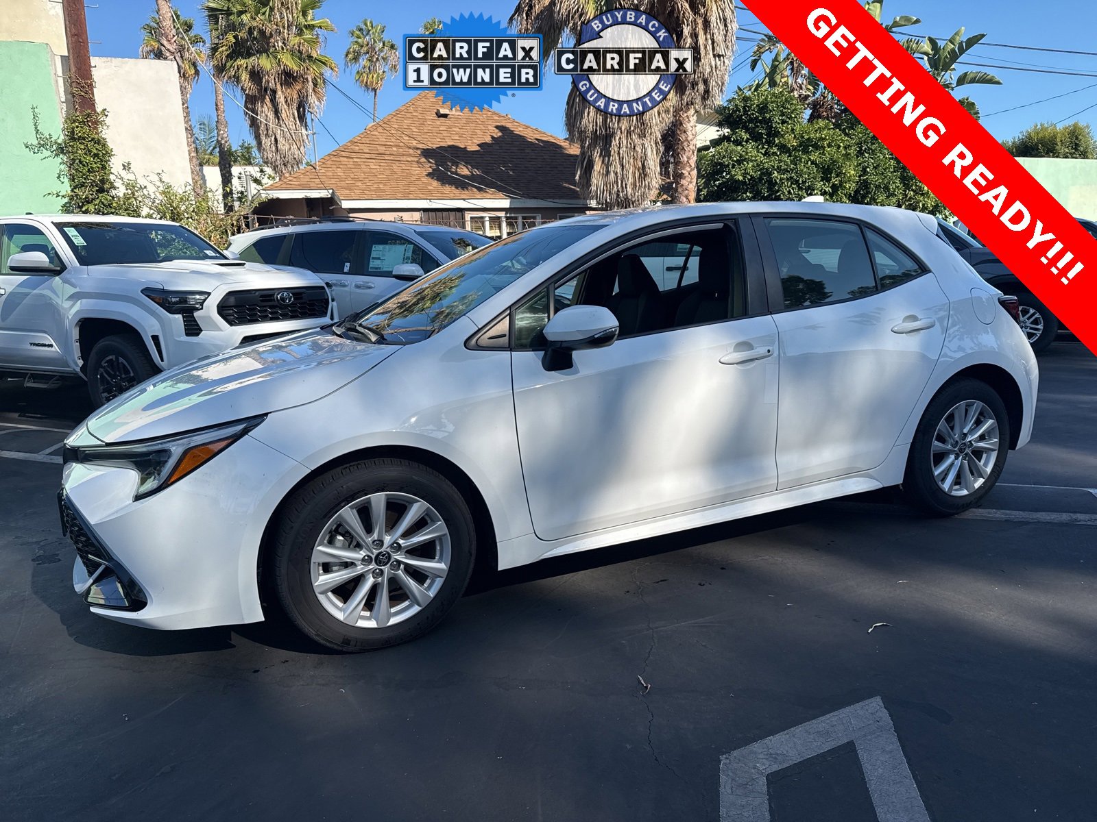 2023 Toyota Corolla SE photo 2