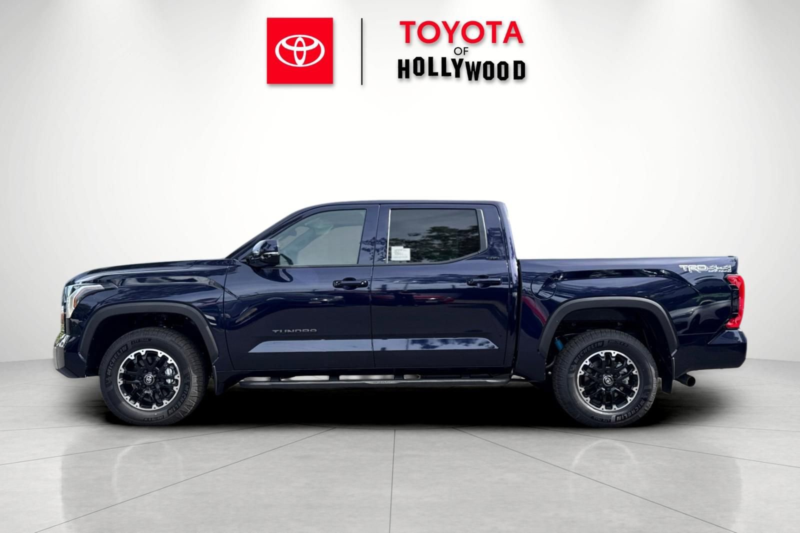 2026 Toyota Tundra SR5 - Photo 8