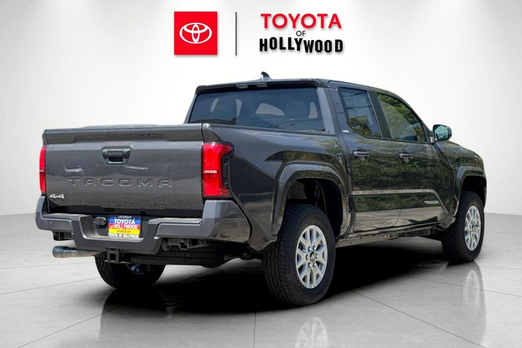 New 2026 Toyota Tacoma SR5 4X4 DOUBLE CAB