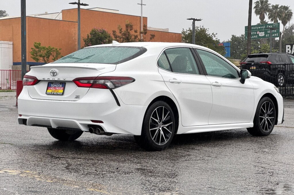 Used 2024 Toyota Camry SE Sedan