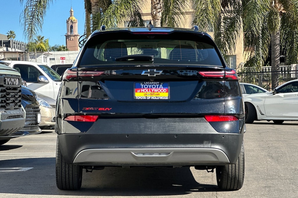 2023 Chevrolet Bolt EUV Premier photo 3