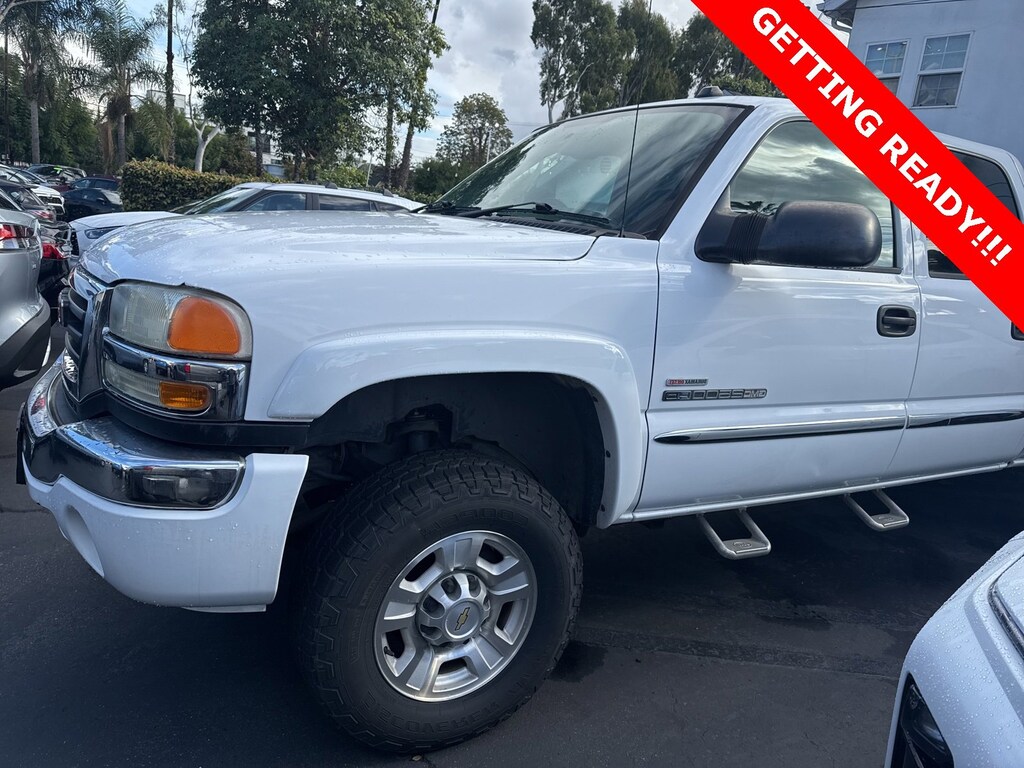 Used 2005 GMC Sierra 2500HD Truck Crew Cab