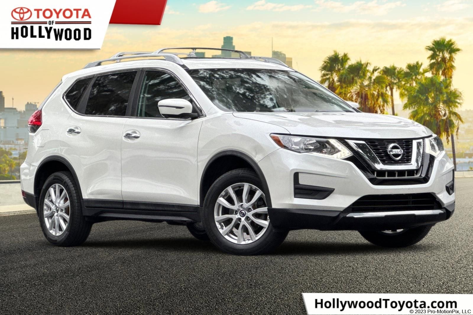 2017 Nissan Rogue SV AWD's photo
