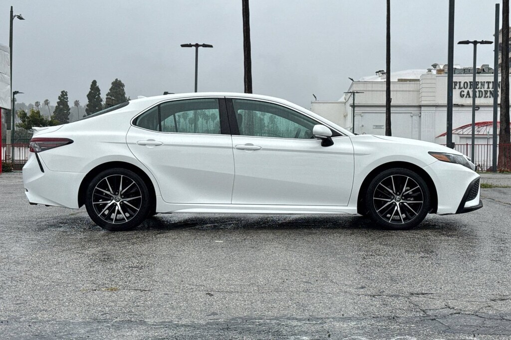Used 2024 Toyota Camry SE Sedan