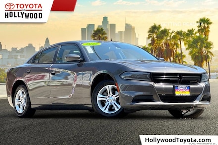 2022 Dodge Charger SXT Sedan