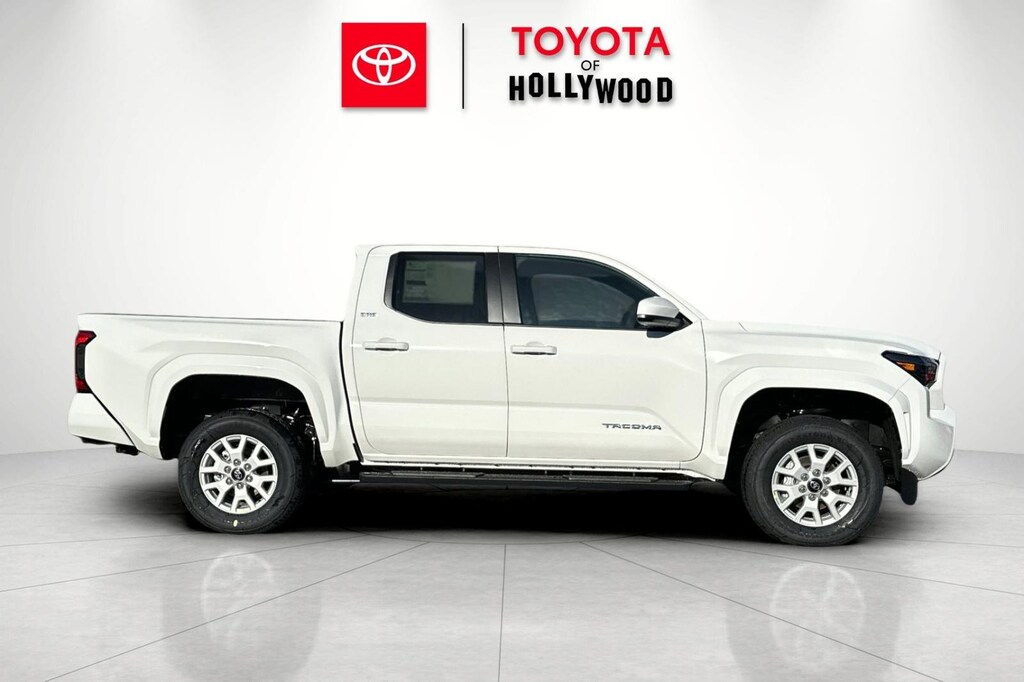 New 2026 Toyota Tacoma SR5 4X2 DOUBLE CAB