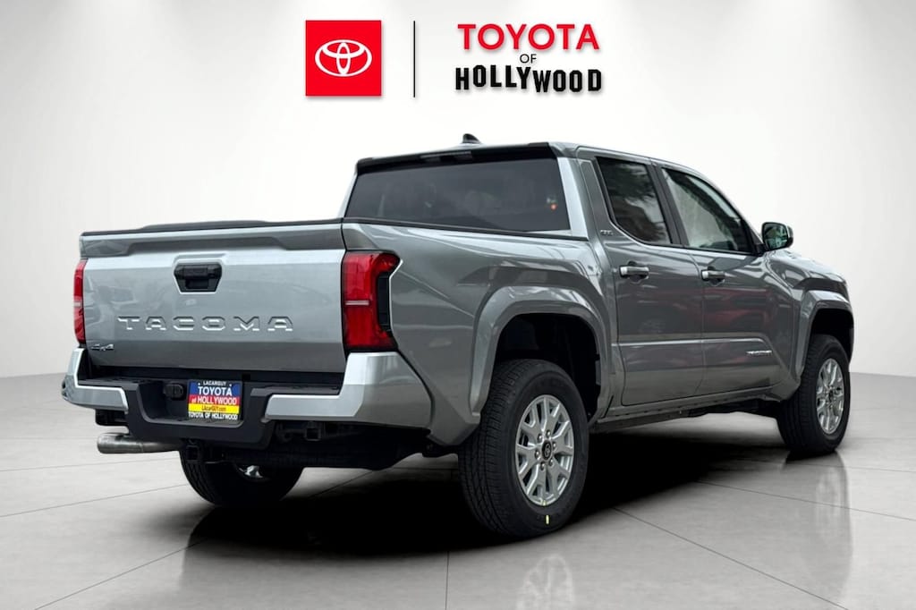 New 2026 Toyota Tacoma SR5 4X4 DOUBLE CAB