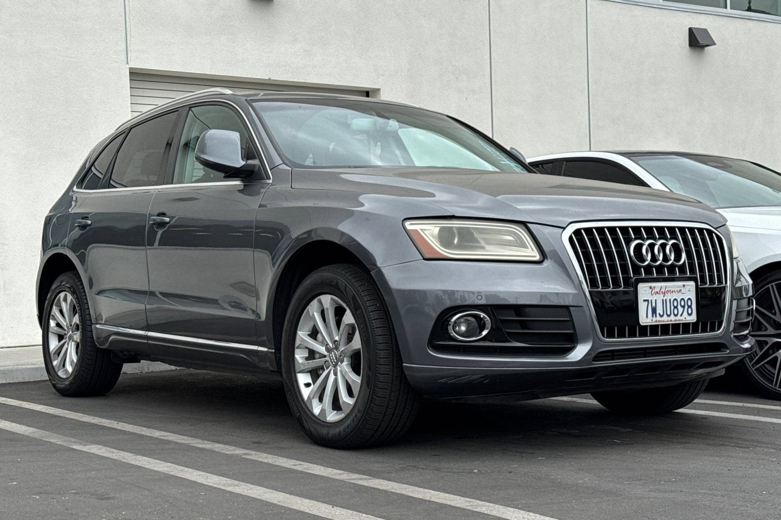 Used 2013 Audi Q5 Premium with VIN WA1LFAFP5DA010443 for sale in Los Angeles, CA