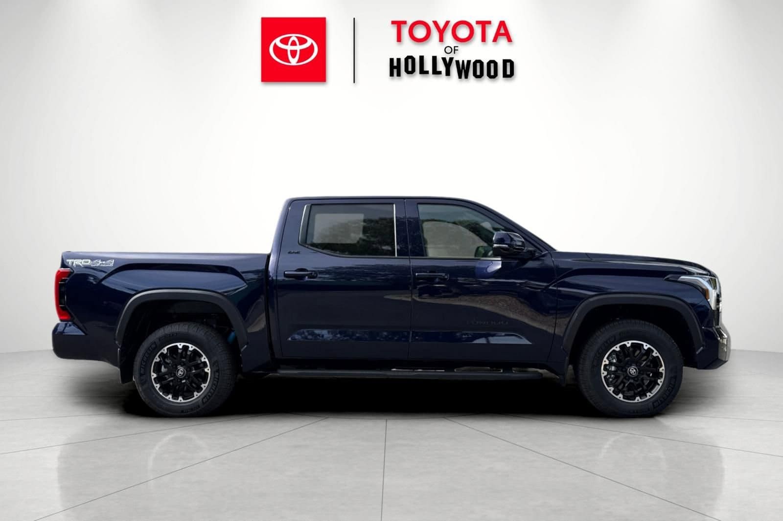 2026 Toyota Tundra SR5 - Photo 2