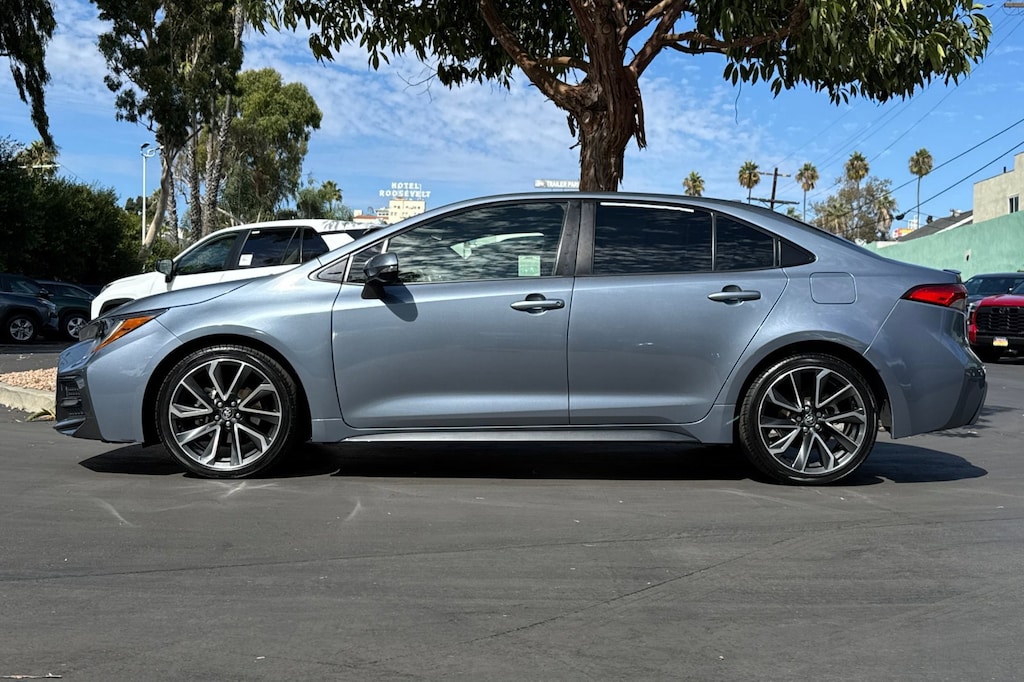 2022 Toyota Corolla SE photo 7