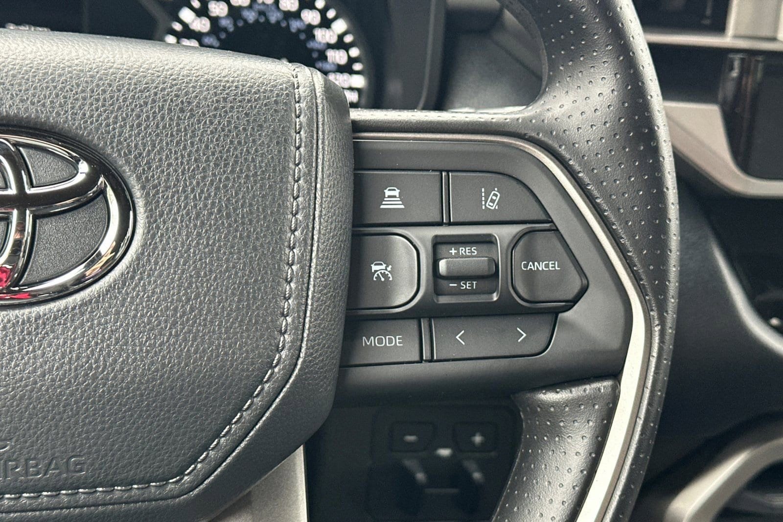 2025 Toyota Tundra SR5 - Photo 28