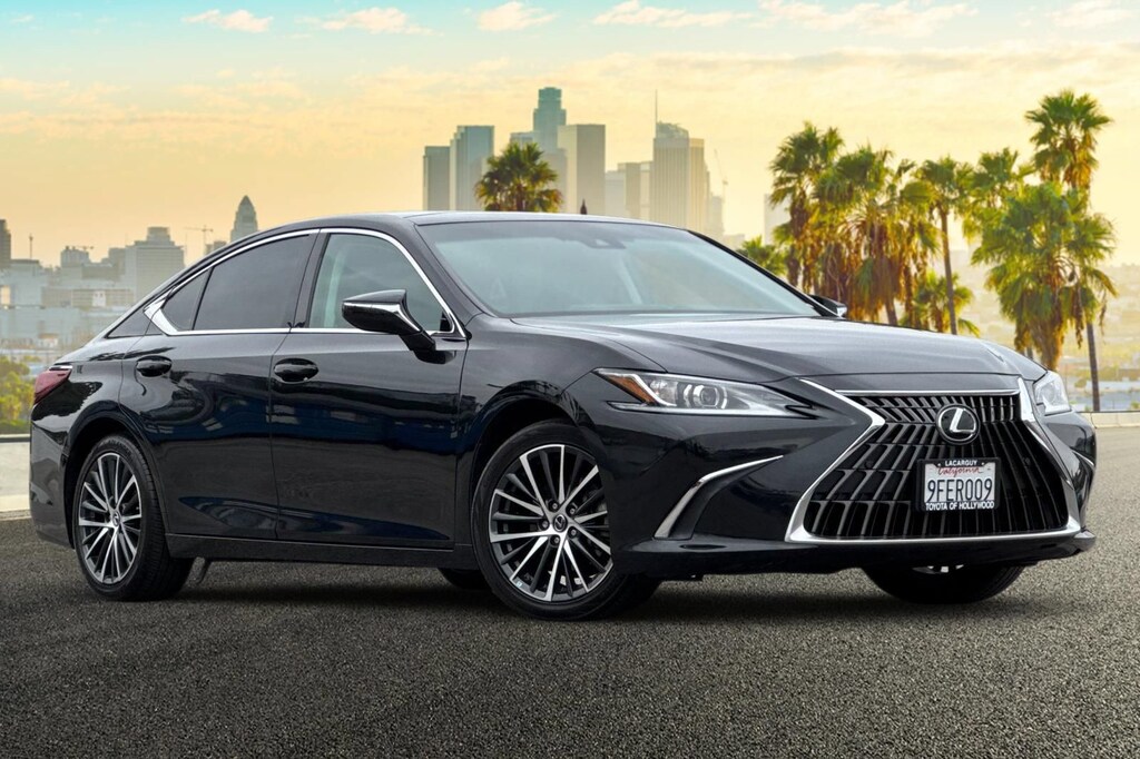 Used 2023 Lexus ES 350 Sedan