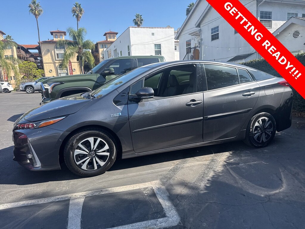 Used 2018 Toyota Prius Prime Advanced Hatchback