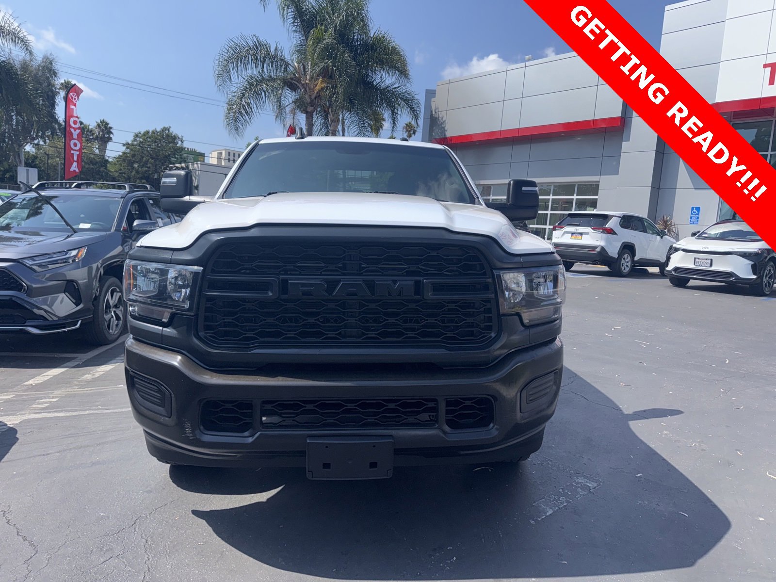 2024 Ram 2500 Tradesman photo 2