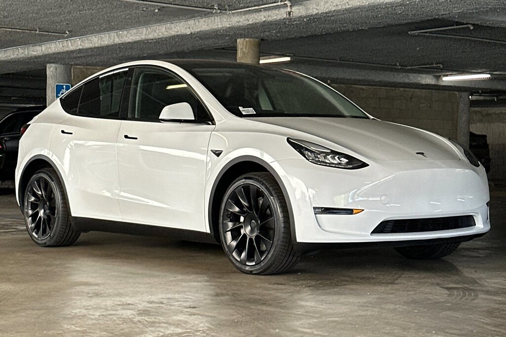 Used 2023 Tesla Model Y Long Range SUV
