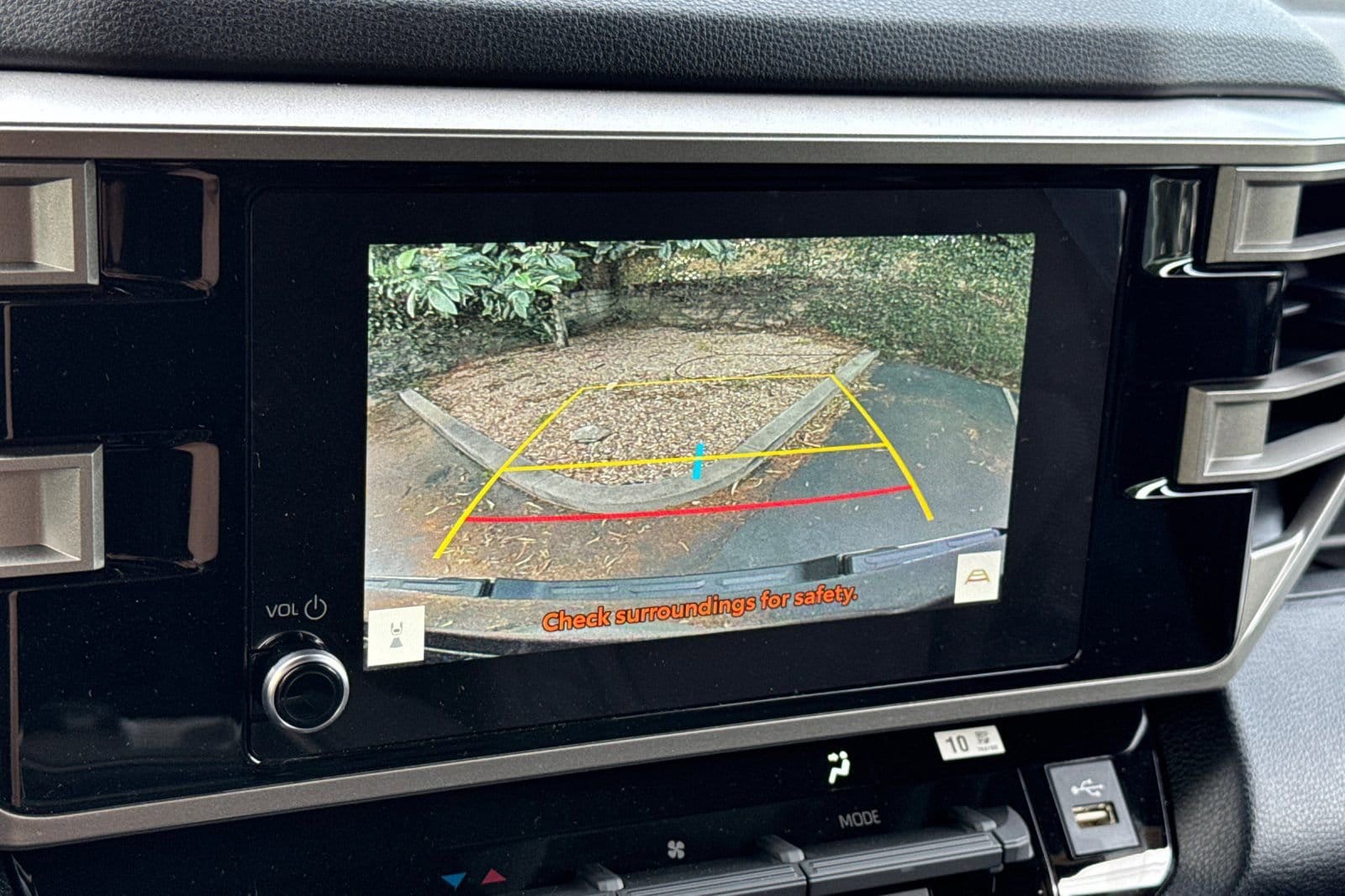 2026 Toyota Tundra SR5 - Photo 21