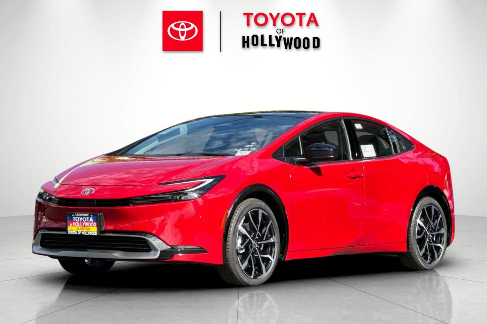 2026 Toyota Prius Plug-in Hybrid XSE - Photo 7