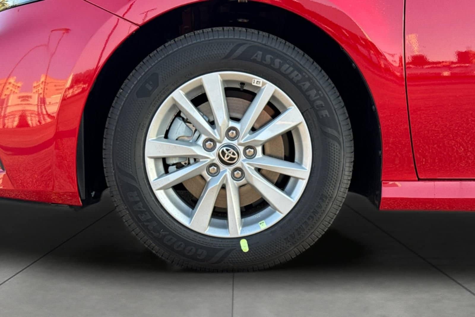 2026 Toyota Camry LE - Photo 32