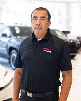 Staff member Abdel Mekki from 8c36762a7ba6