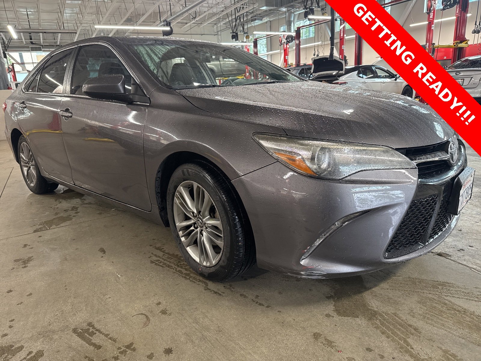 2017 Toyota Camry SE
