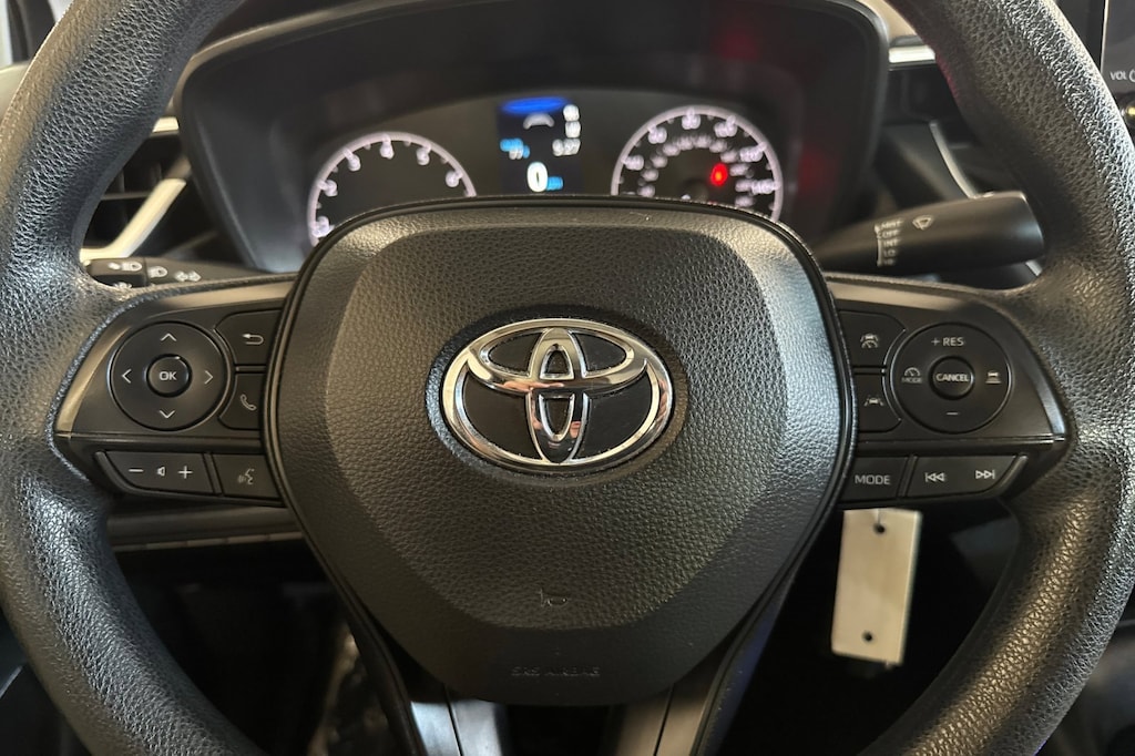2023 Toyota Corolla LE photo 19