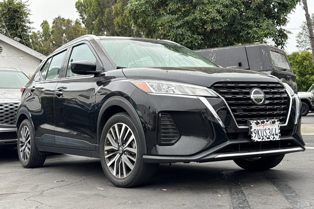 Used 2021 Nissan Kicks SV SUV
