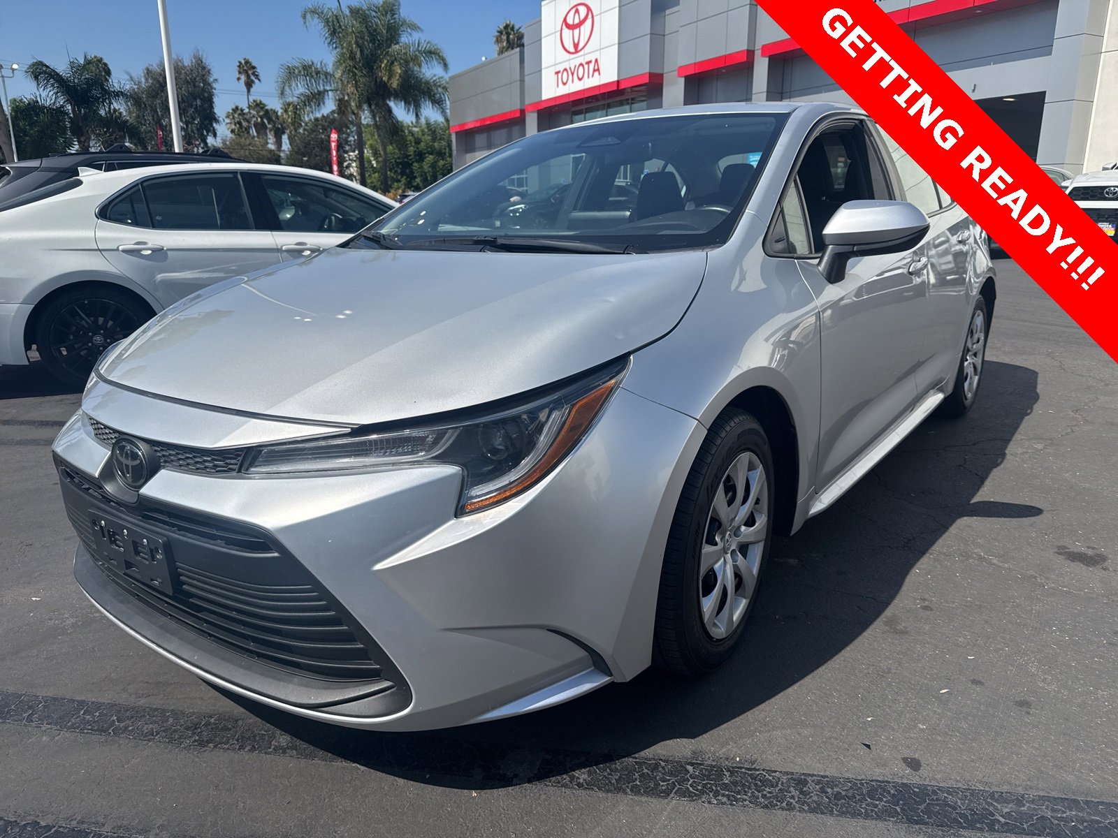 Used 2024 Toyota Corolla LE with VIN 5YFB4MDE3RP129623 for sale in Kansas City